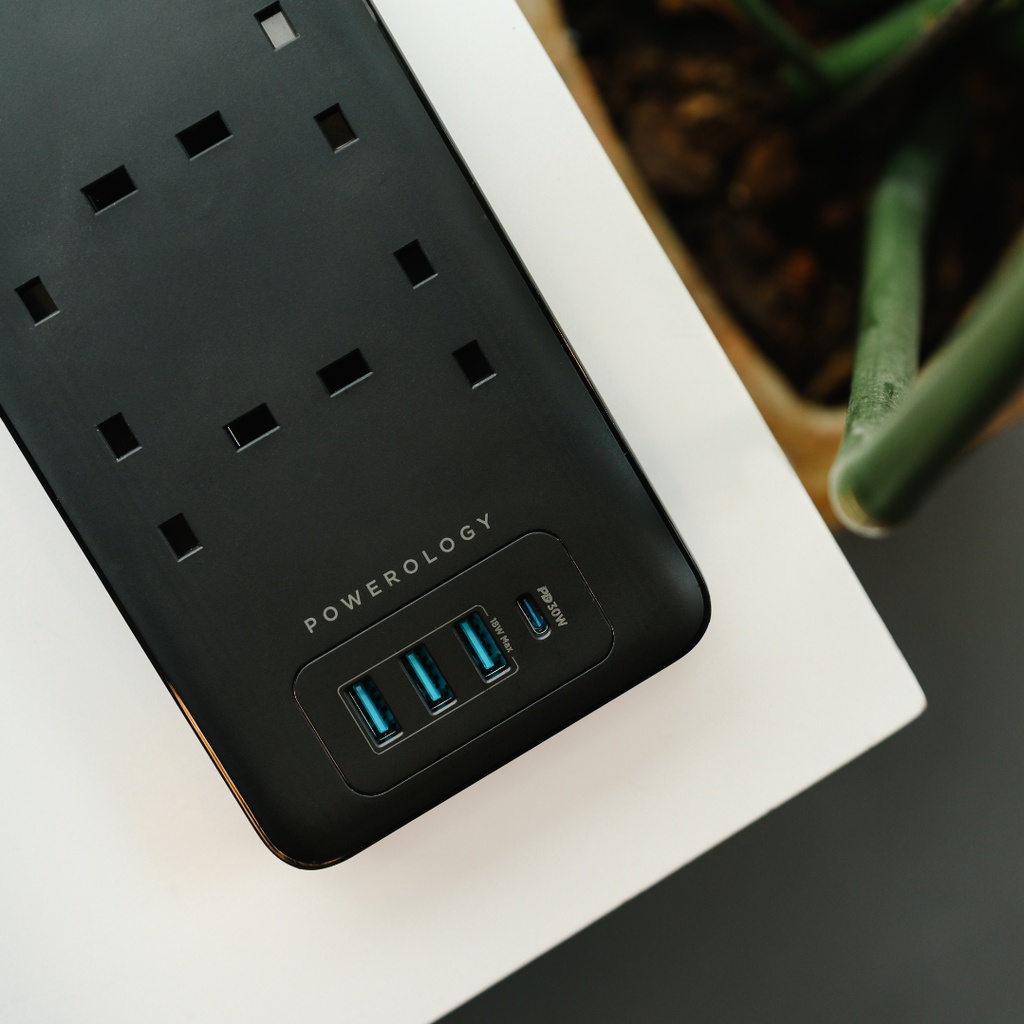 Powerology Smart Multiport Socket 6 AC / 3 USB & USB-C PD