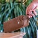 Kavy Leather Pouch Bag (Brown)