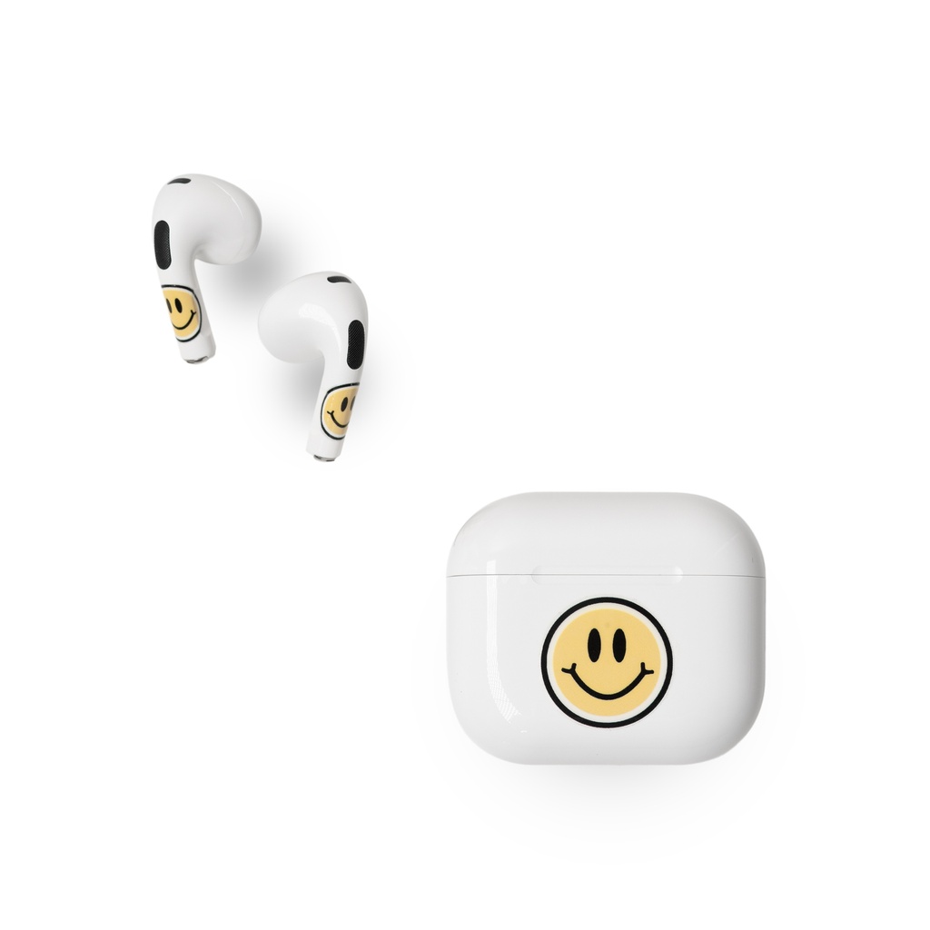 RockMax Skin for Airpods 3 and case (Smiley Face)